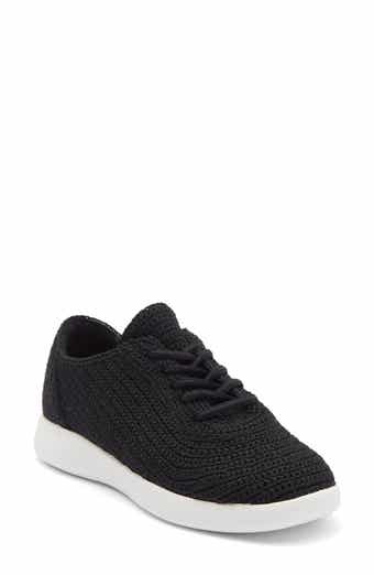 The Sak Asha Low Top Sneaker
