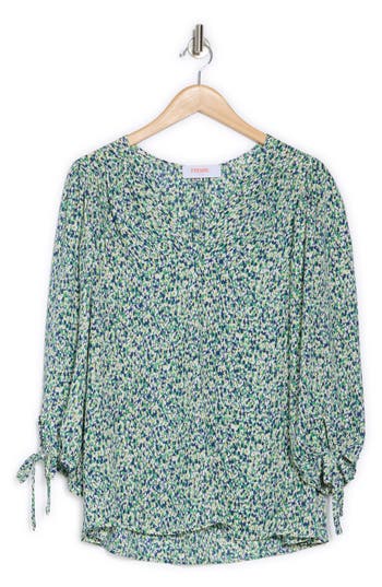 Renee C V-neck Three-quarter Sleeve Top In Green