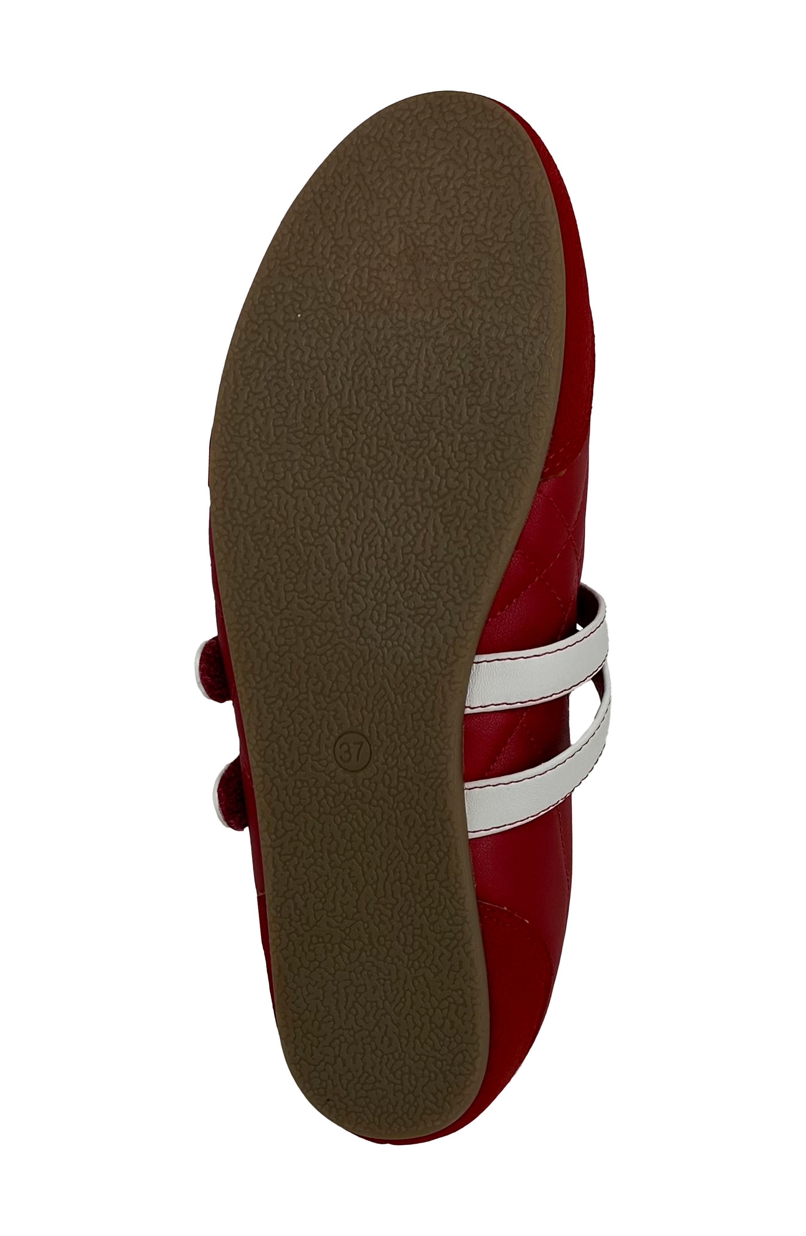 Salome Flat, Alternate, color, RED