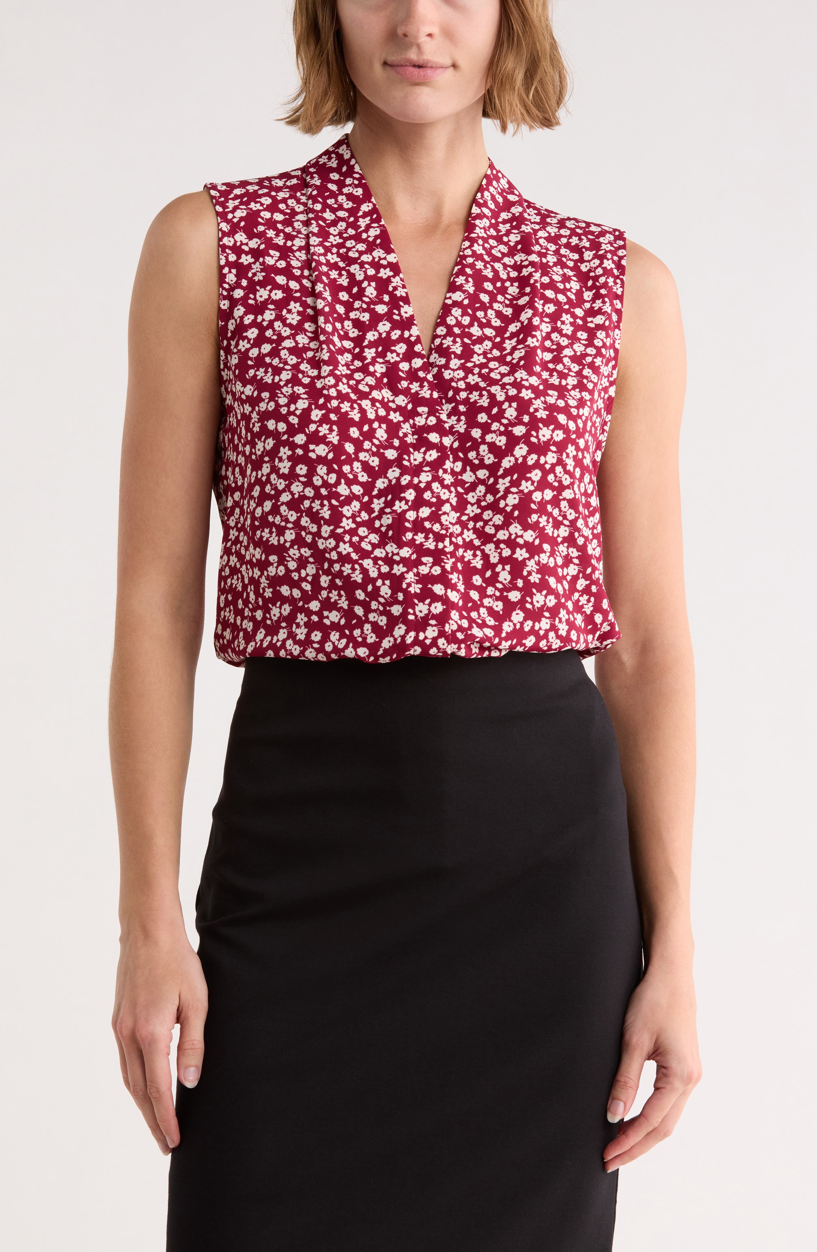 BURGUNDY FLOATING FLORAL