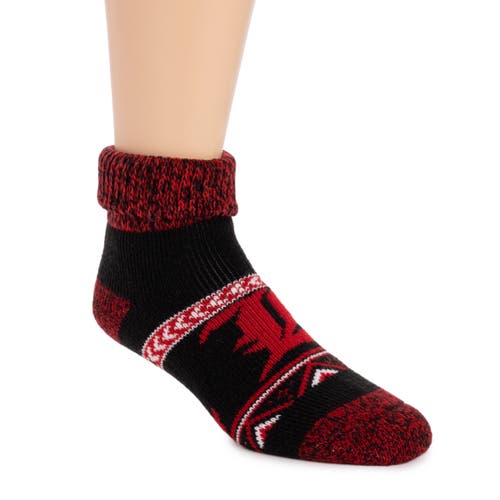 Muk Luks Gameday Unixex Short Heat Retainer Socks In Red