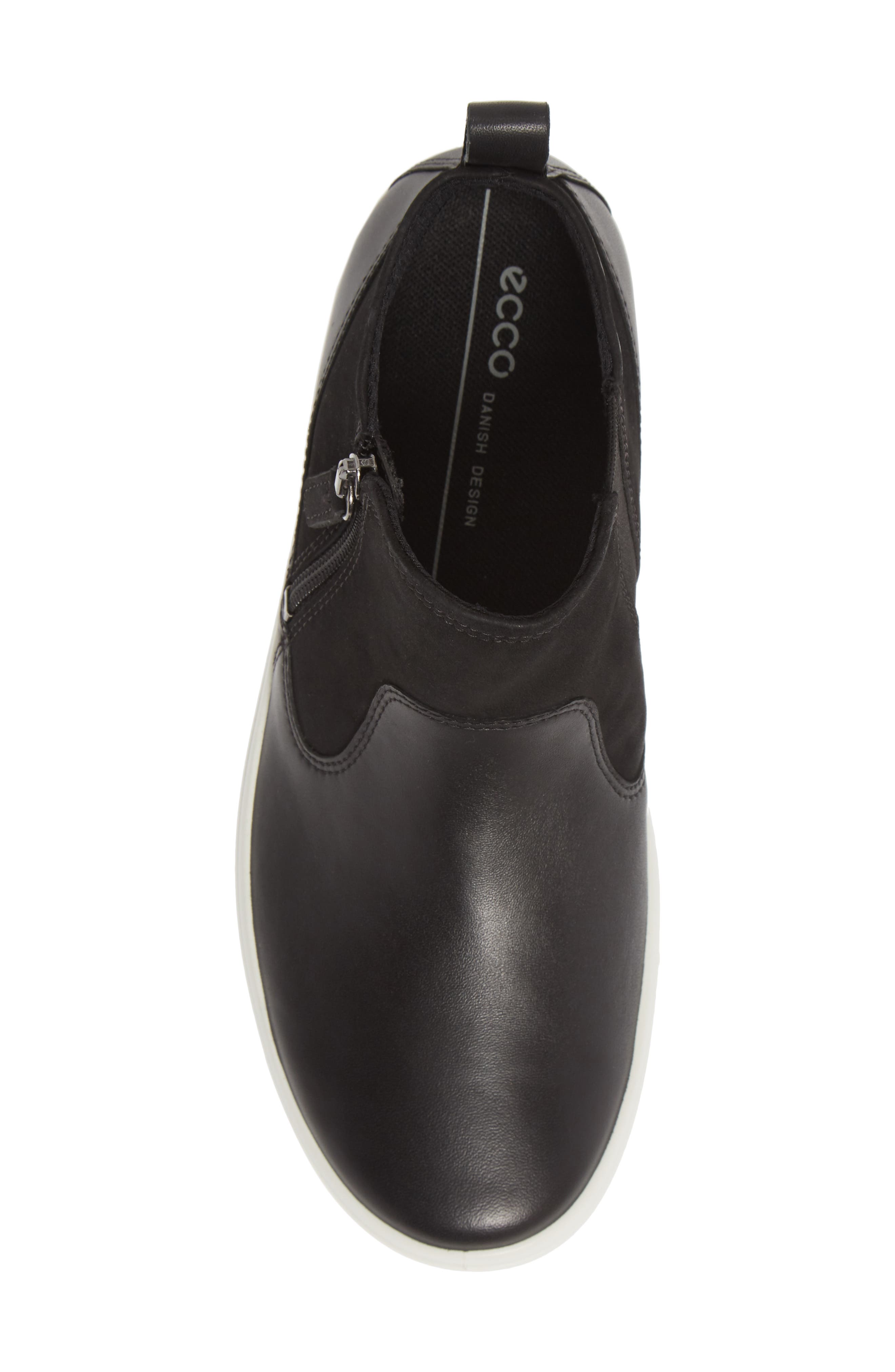 ECCO Soft Classic Bootie, Alternate, color, 