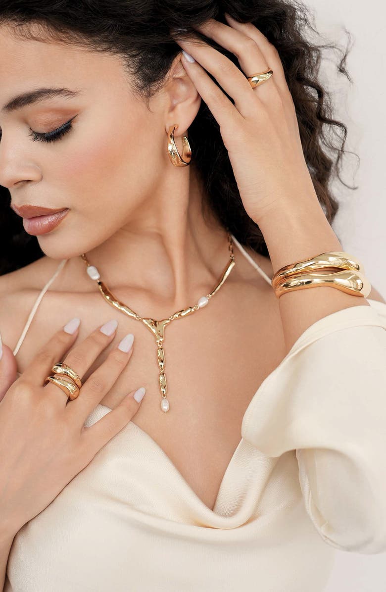 Ettika Fluid Elegance Cuff Bracelet, Alternate, color, Gold