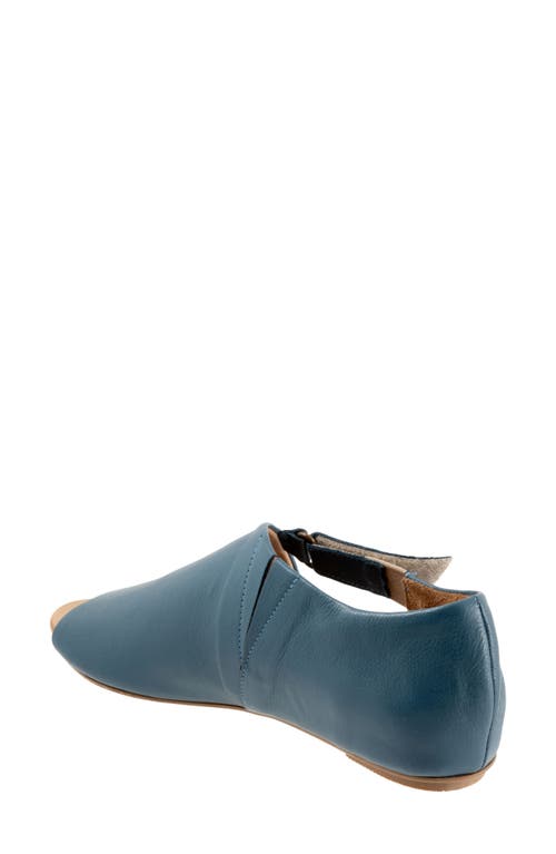 Bueno Kale Flat Sandal