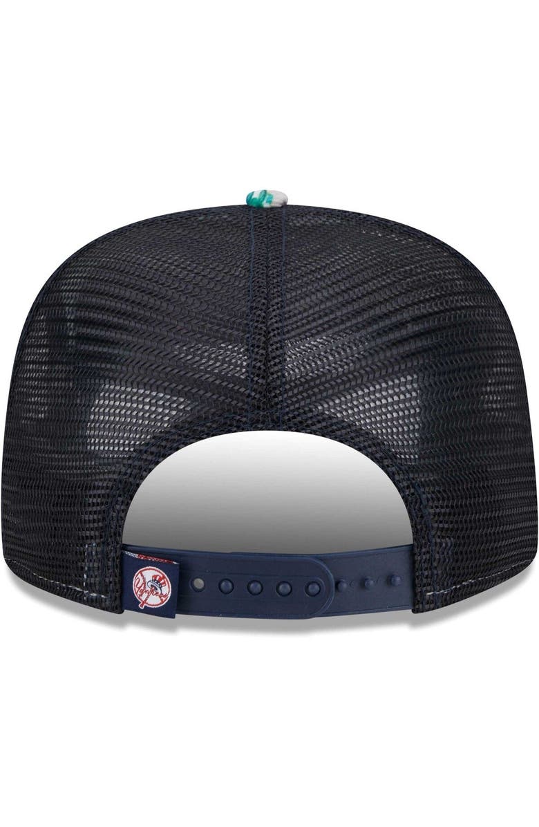 New Era Men's New Era New York Yankees Tropic Floral Golfer Lightly Structured Snapback Hat, Alternate, color, 