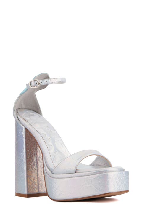 Amour Platform Sandal (Women)