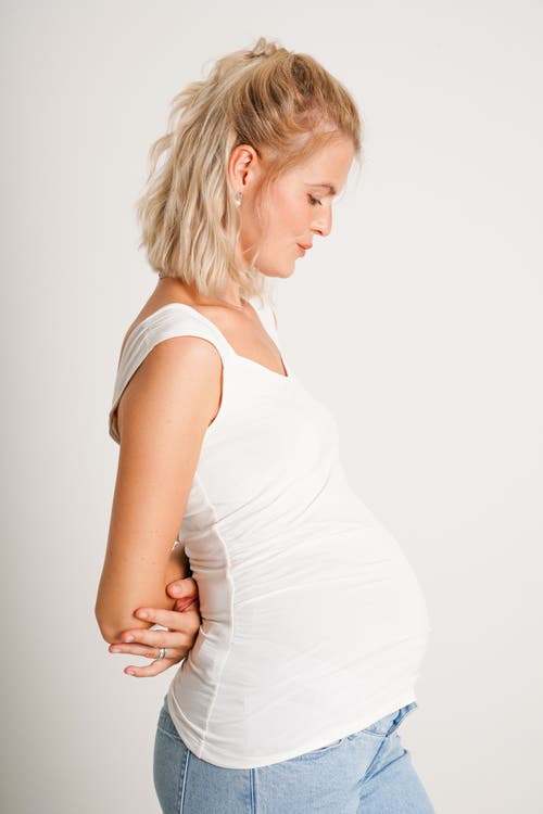 Nom Maternity Lola Floral Print Tank Top In White