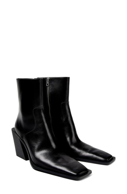 Escandalo Leather Boot