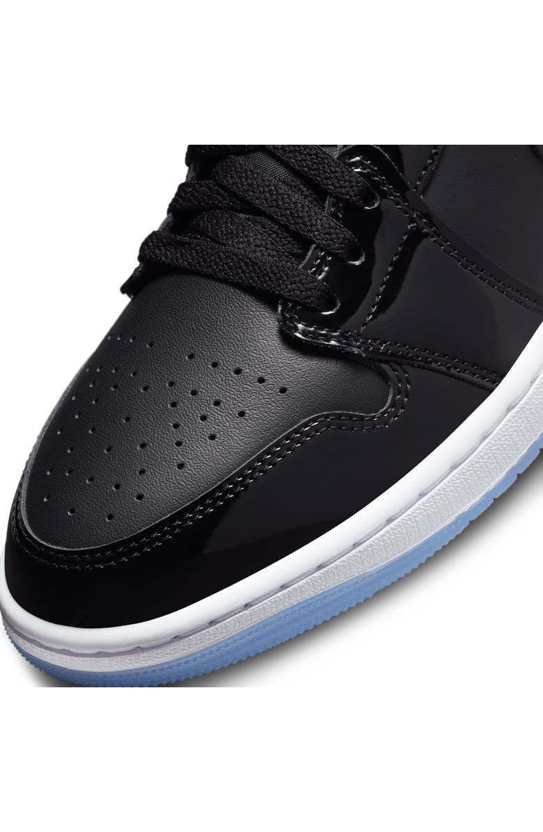 Jordan Air Jordan 1 Mid SE Basketball Sneaker, Alternate, color,