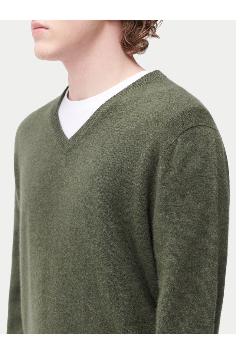 Essential V-Neck Cashmere Sweater, Alternate, color, black forest
