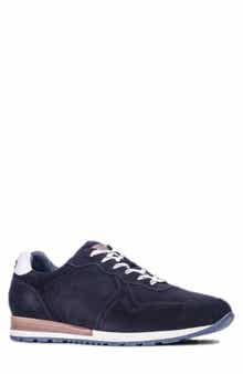 West Sneaker