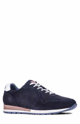 West Sneaker