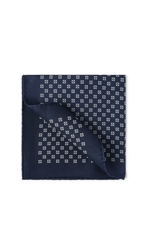 Silk pocket square