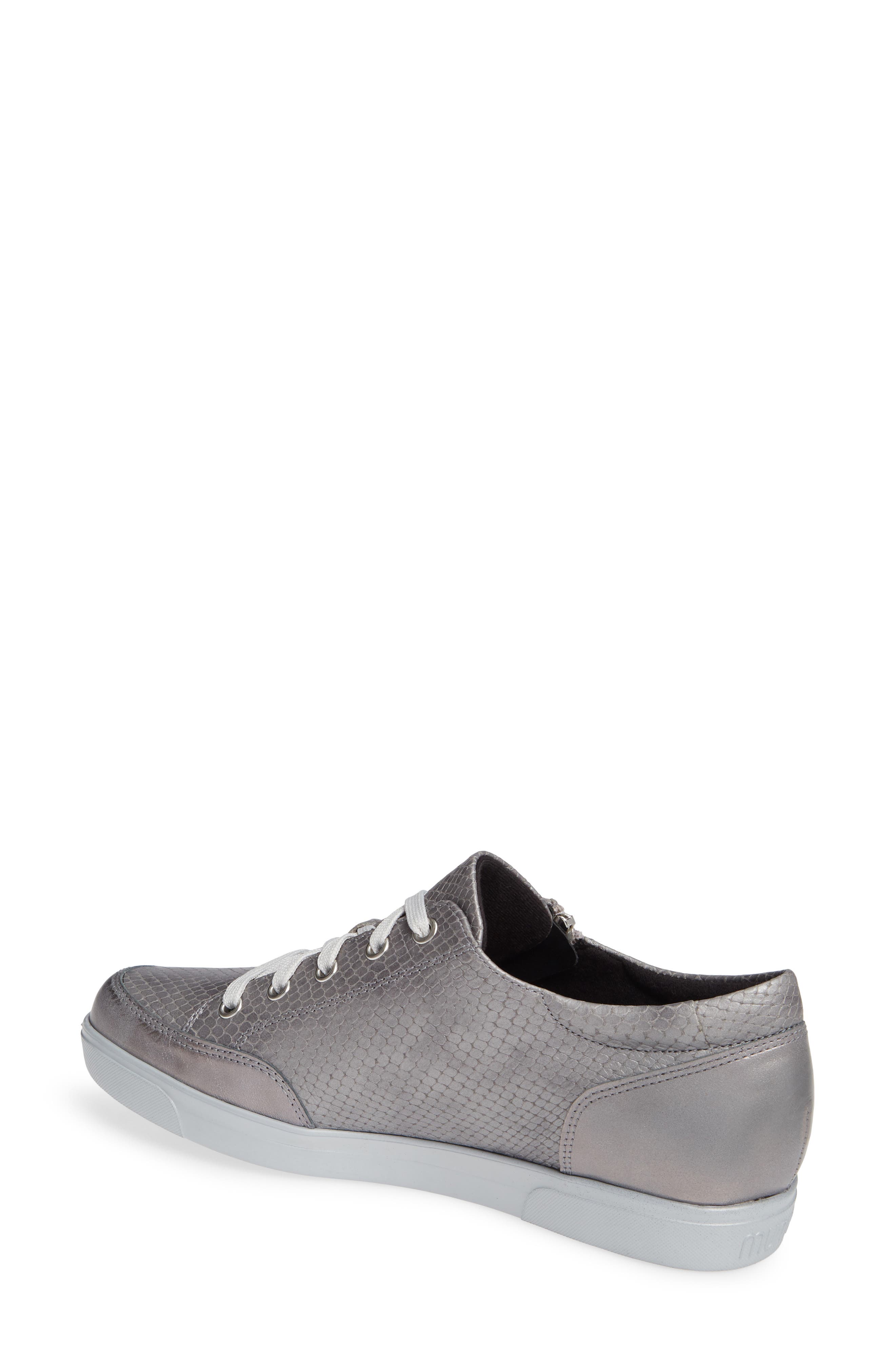 Munro Gabbie Sneaker, Alternate, color, 