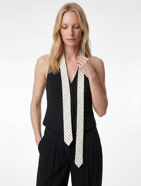 Slim Fit Sleeveless Structured Vest