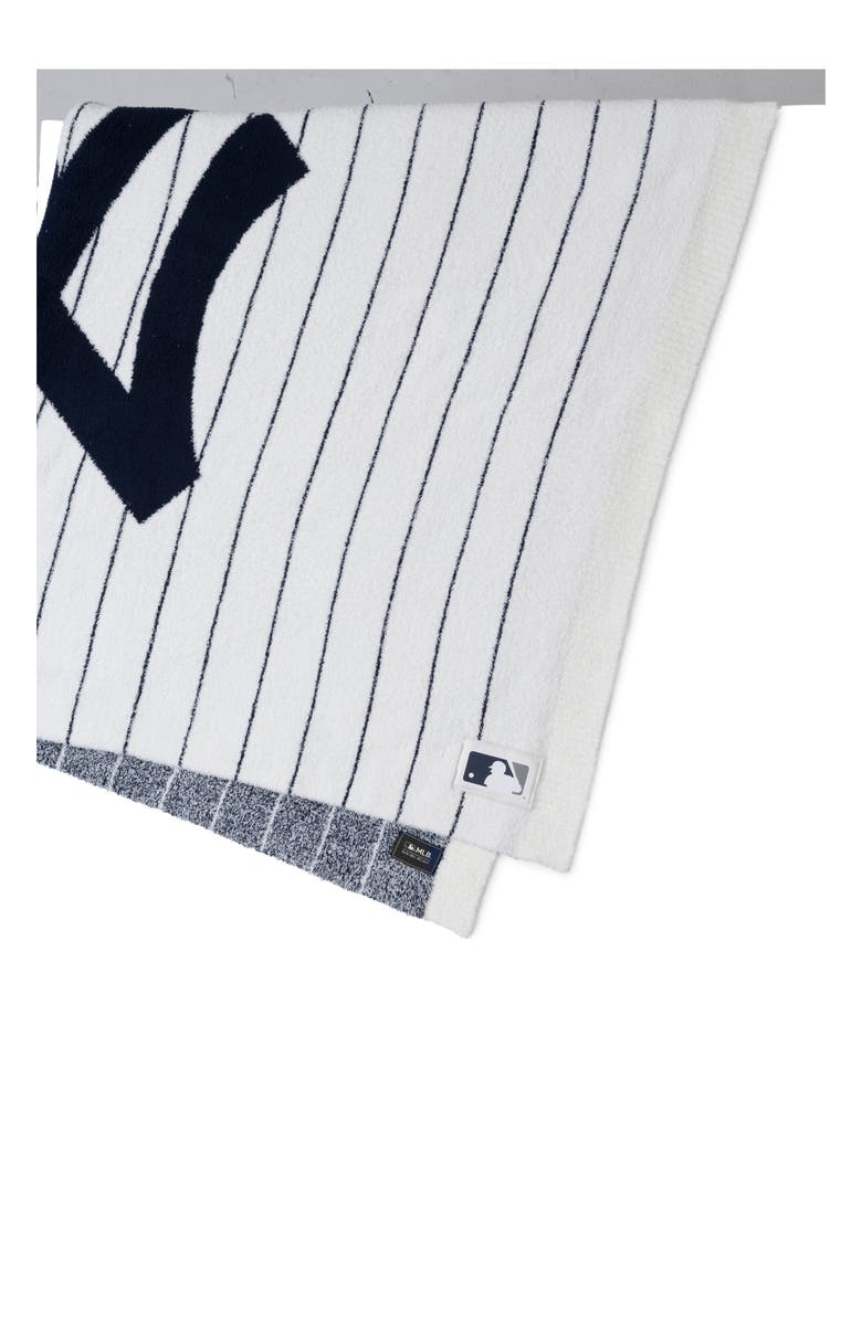 Barefoot Dreams<sup>®</sup> CozyChic<sup>®</sup> New York Yankees Throw Blanket, Alternate, color, Yankees Multi