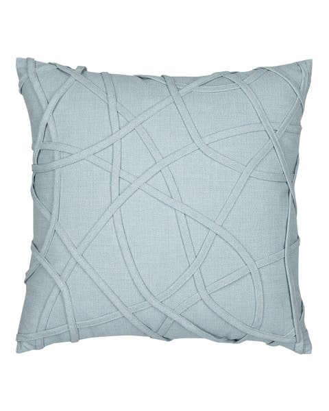 Illusion Handmade dimensional applique Indoor & Outdoor Woven Accent Pillow