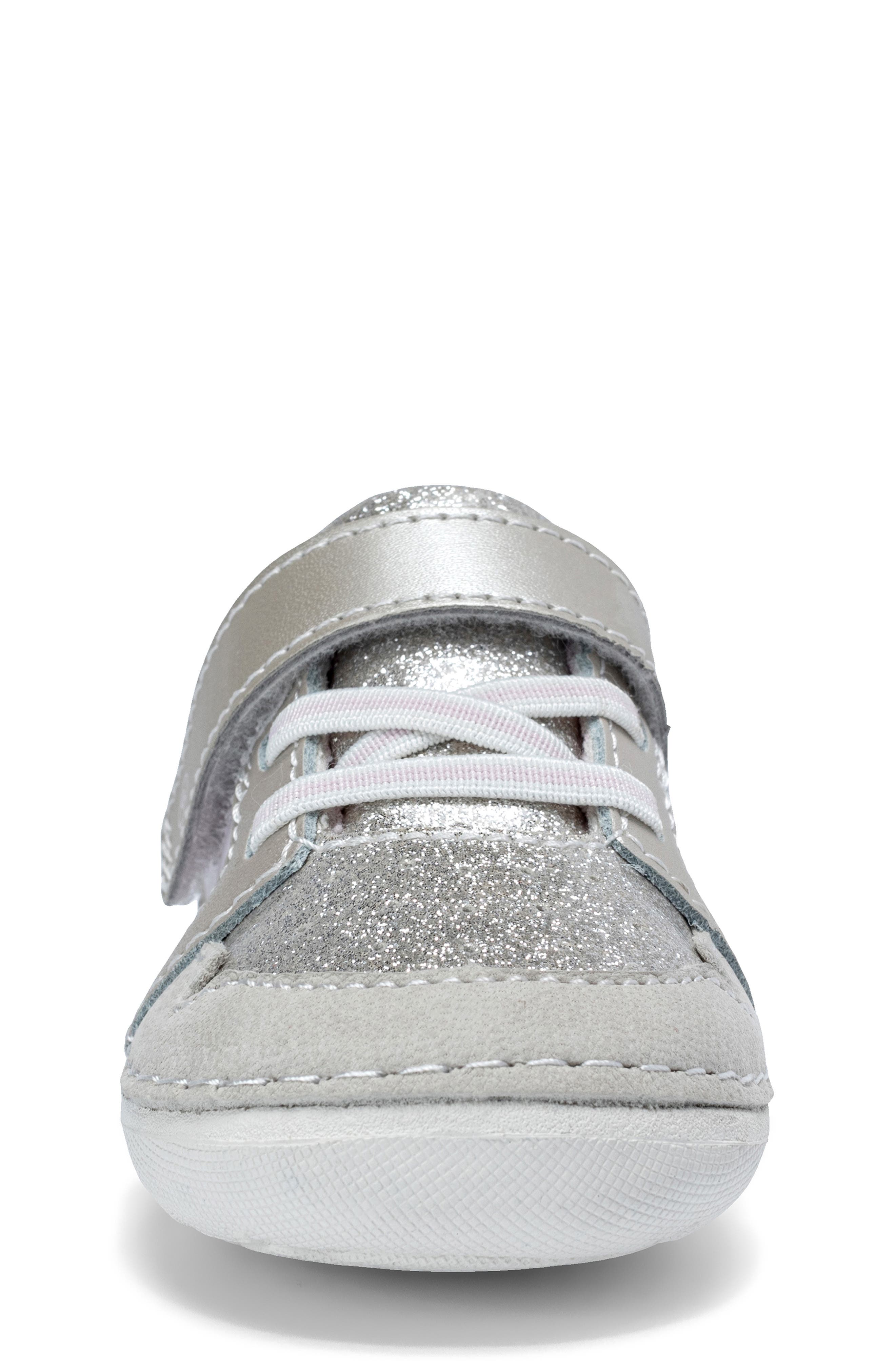 Stride Rite Kids' Waverly Soft Motion<sup>™</sup> Sneaker, Alternate, color, Champagne