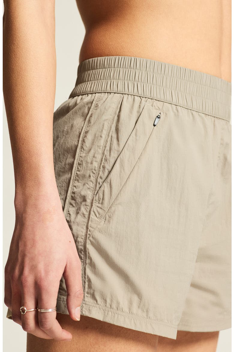 Join Wind Shorts, Alternate, color, HAY