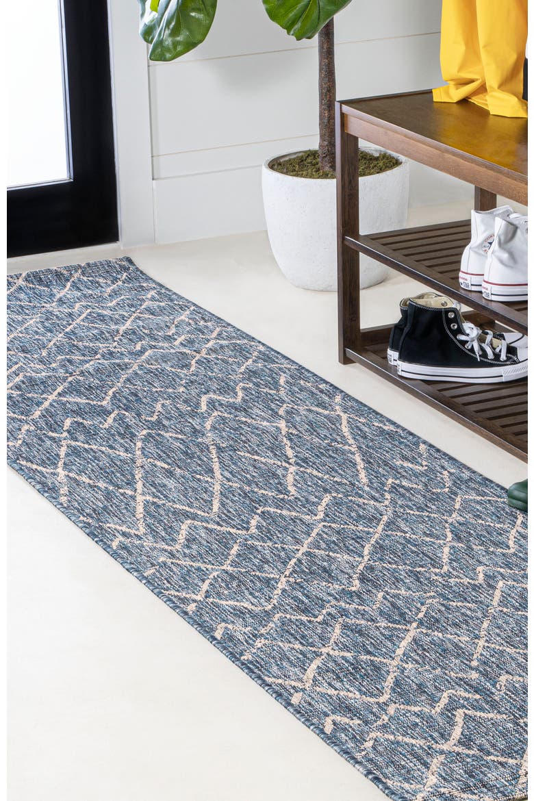 Madaba Moroccan Trellis Indoor/Outdoor Area Rug, Alternate, color, Navy/Light Gray