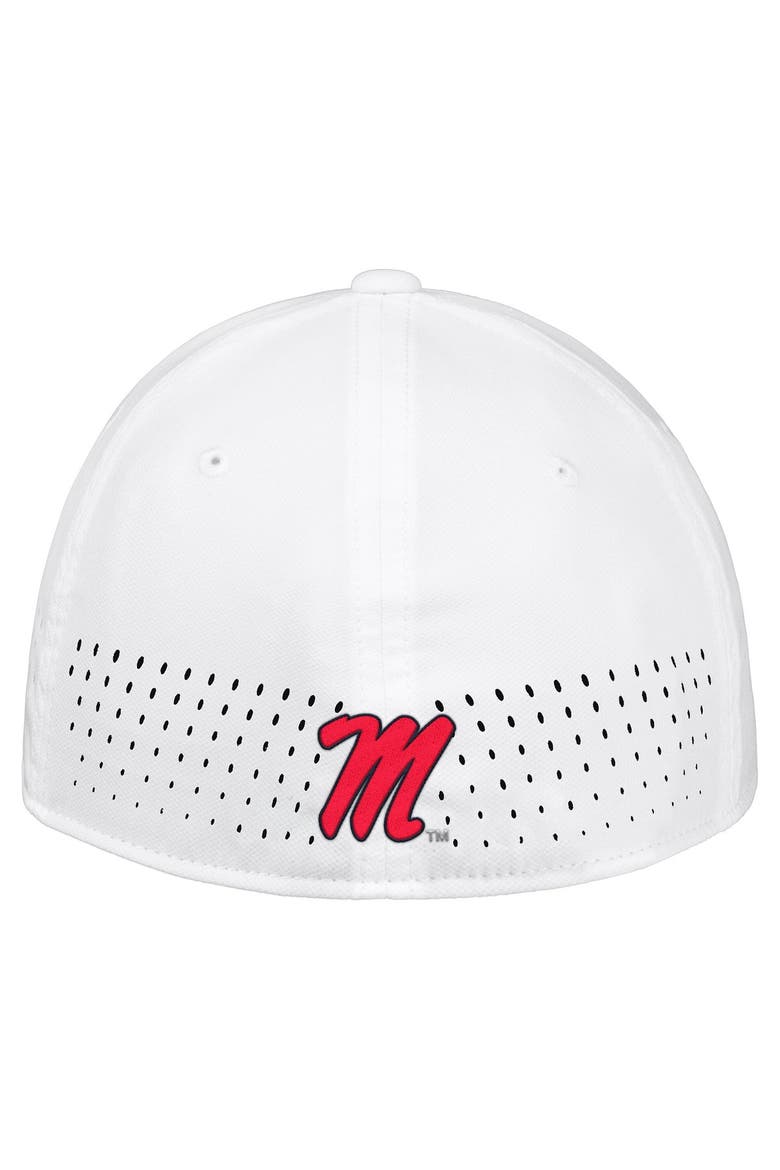 Men's Nike White Ole Miss Rebels 2026 On-Field AeroBill SwooshFlex Dri-FIT Hat, Alternate, color, White