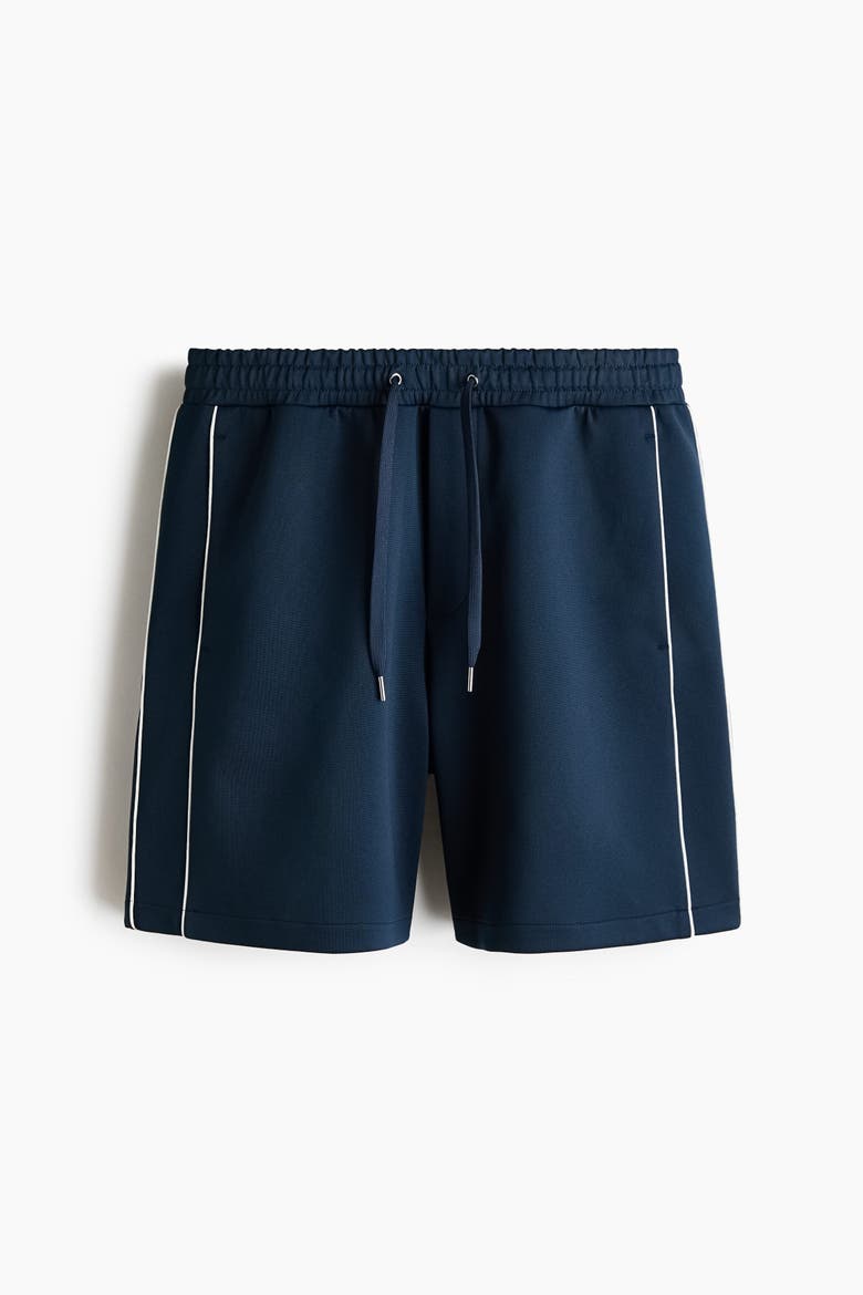 Relaxed-fit Shorts, Alternate, color, Dark blue/white