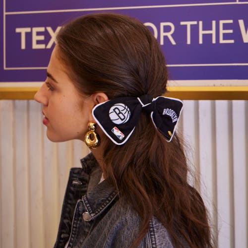 Lele Sadoughi Nba Brooklyn Nets Bow Barrette In Black