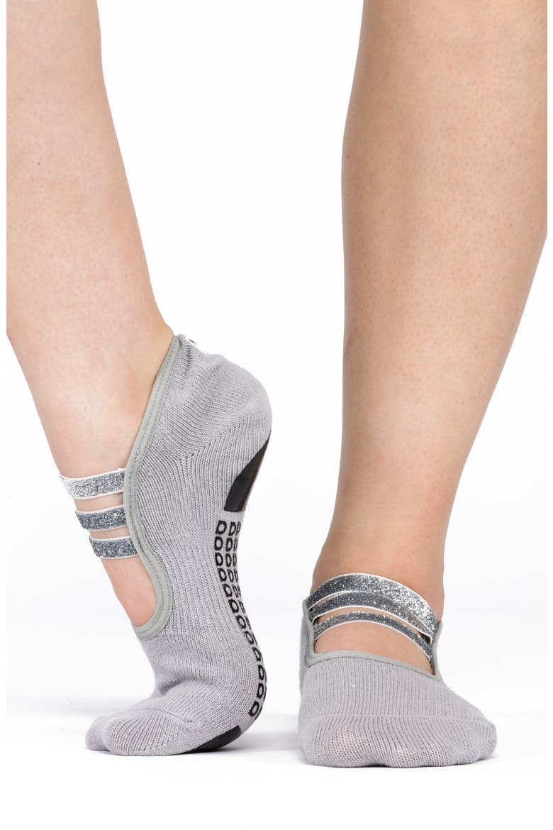 Sparkle 2-Pack Closed Toe Grip Socks, Main, color, GRAY