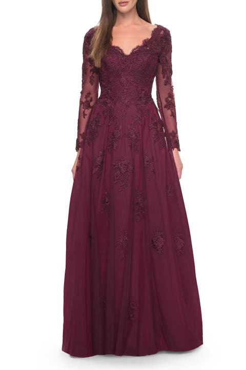 Long Sleeve Lace and Tulle Dress with V Neckline