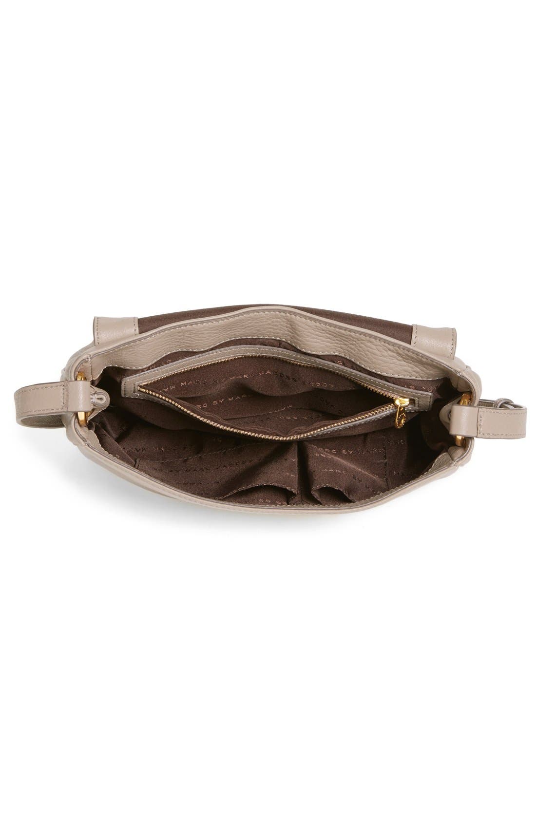 MARC BY MARC JACOBS Messenger Bag, Alternate, color, CEMENT
