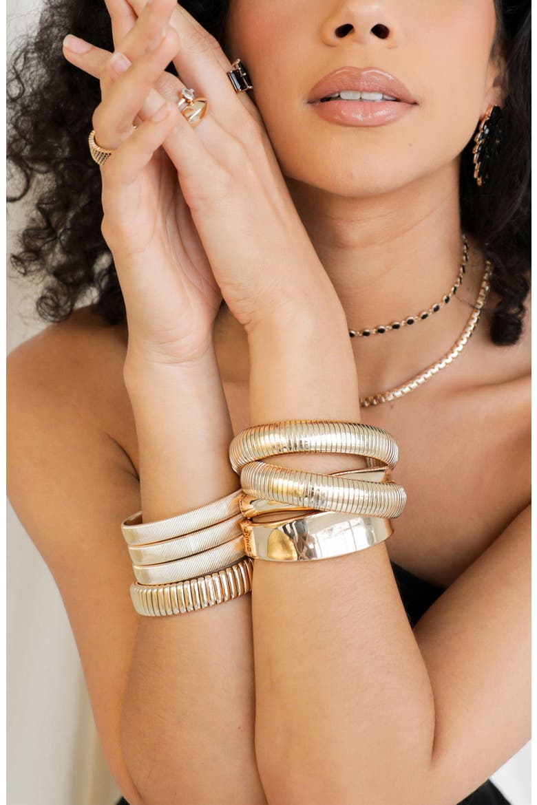 Set of 2 Bangle Bracelets, Alternate, color, GOLD