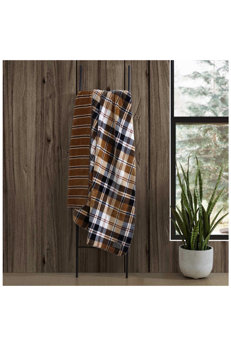 Trailhead Plaid Reversible Fleece Blanket, Alternate, color, DARK BEIGE