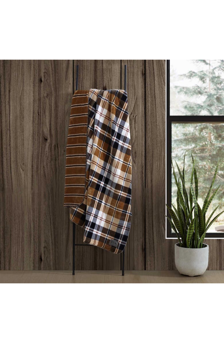 Eddie Bauer Trailhead Plaid Reversible Fleece Blanket, Alternate, color, Dark Beige