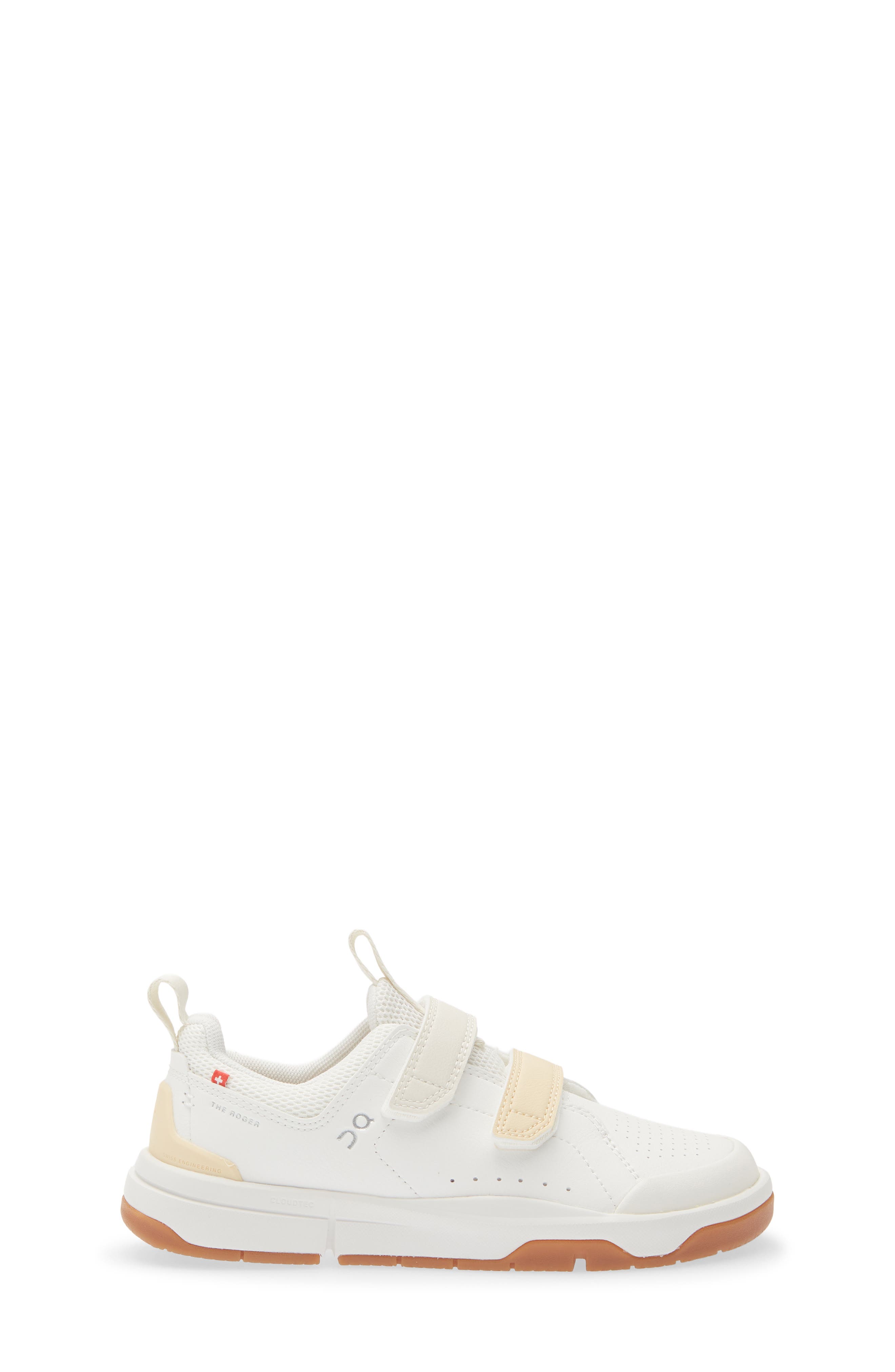 On Kids' The ROGER Sneaker, Alternate, color, White/ Blonde