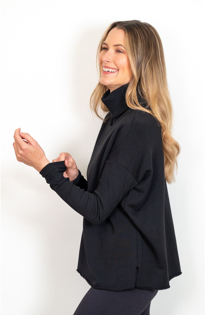 JJwinks Built-In Shelf Fleece Turtleneck with Rib Details, Alternate, color, Black