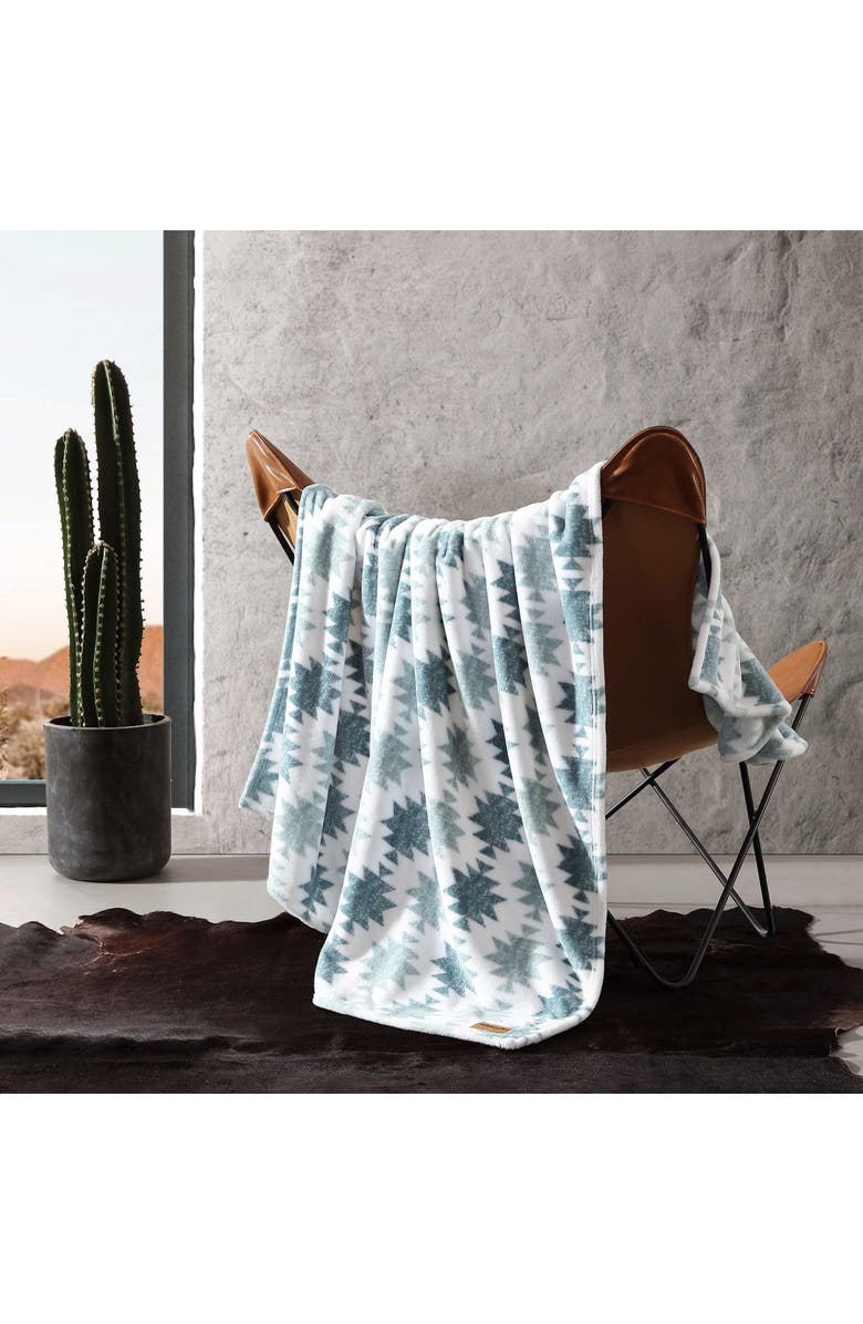 Wrangler Canyon Ikat Plush Fleece Throw, Alternate, color, Blue