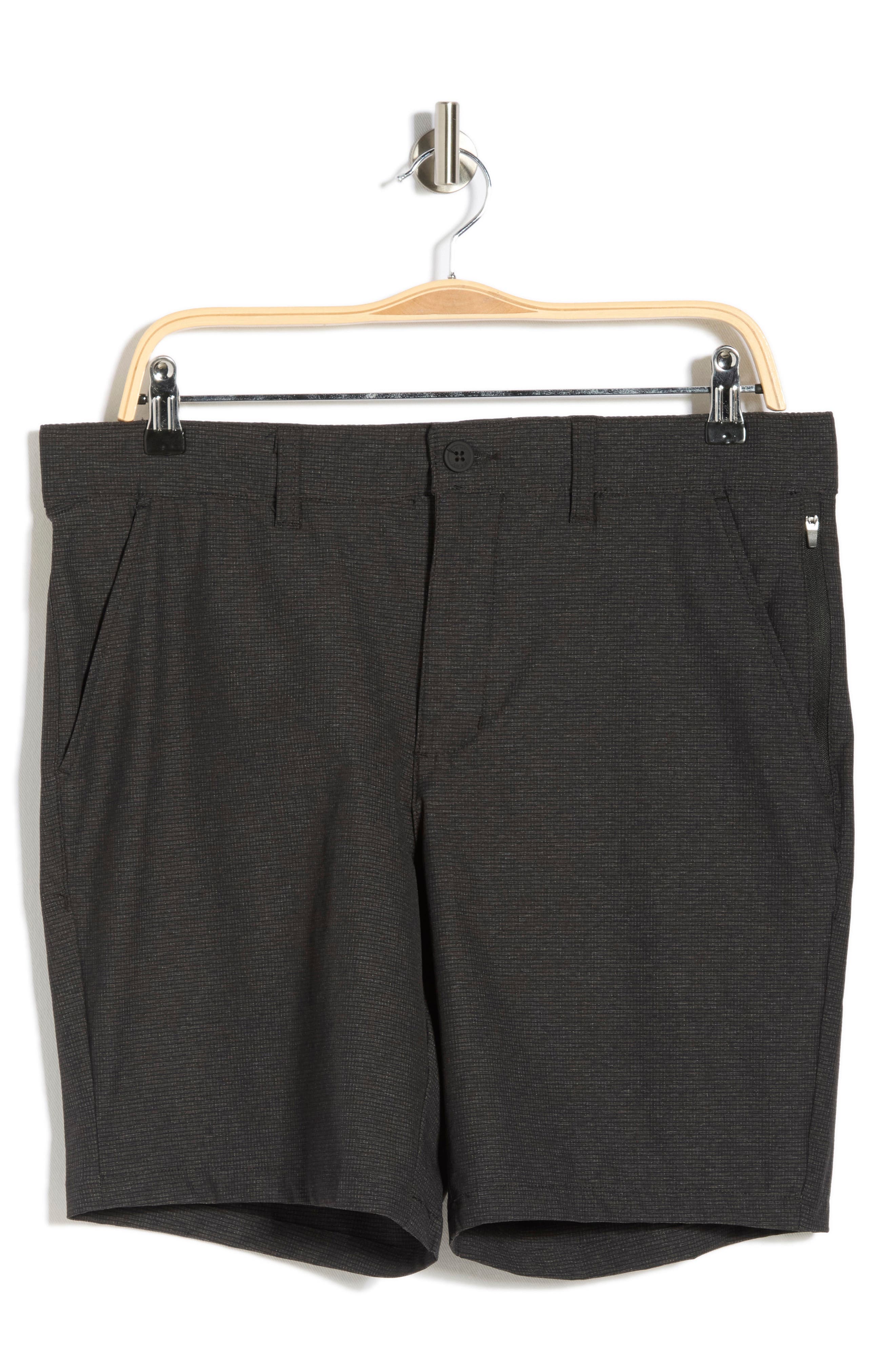 DKNY SPORTSWEAR Kelton Tech Chino Shorts