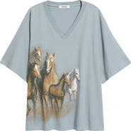 Daydreamer Wild Horses Oversize V-Neck Cotton Graphic T-Shirt