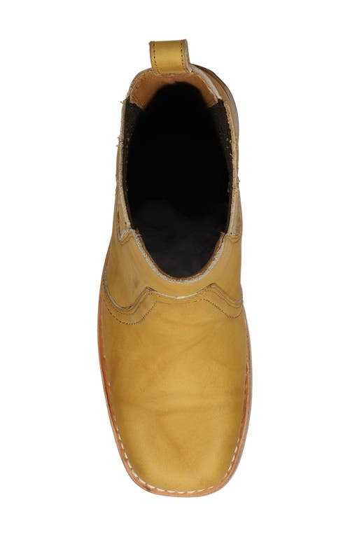 Frye Campus Platform Chelsea Boot In Banana