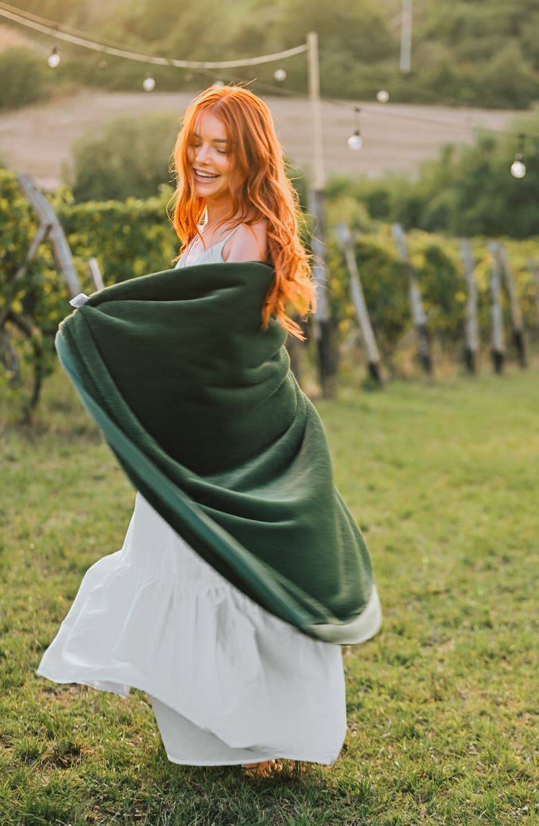 Little Giraffe Luxe Throw Blanket, Alternate, color, 