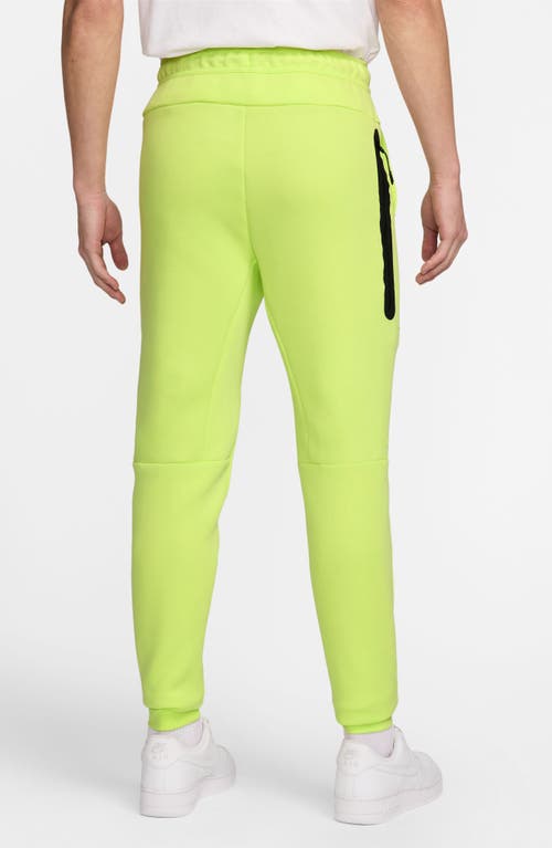Nike Tech Fleece Joggers In Green