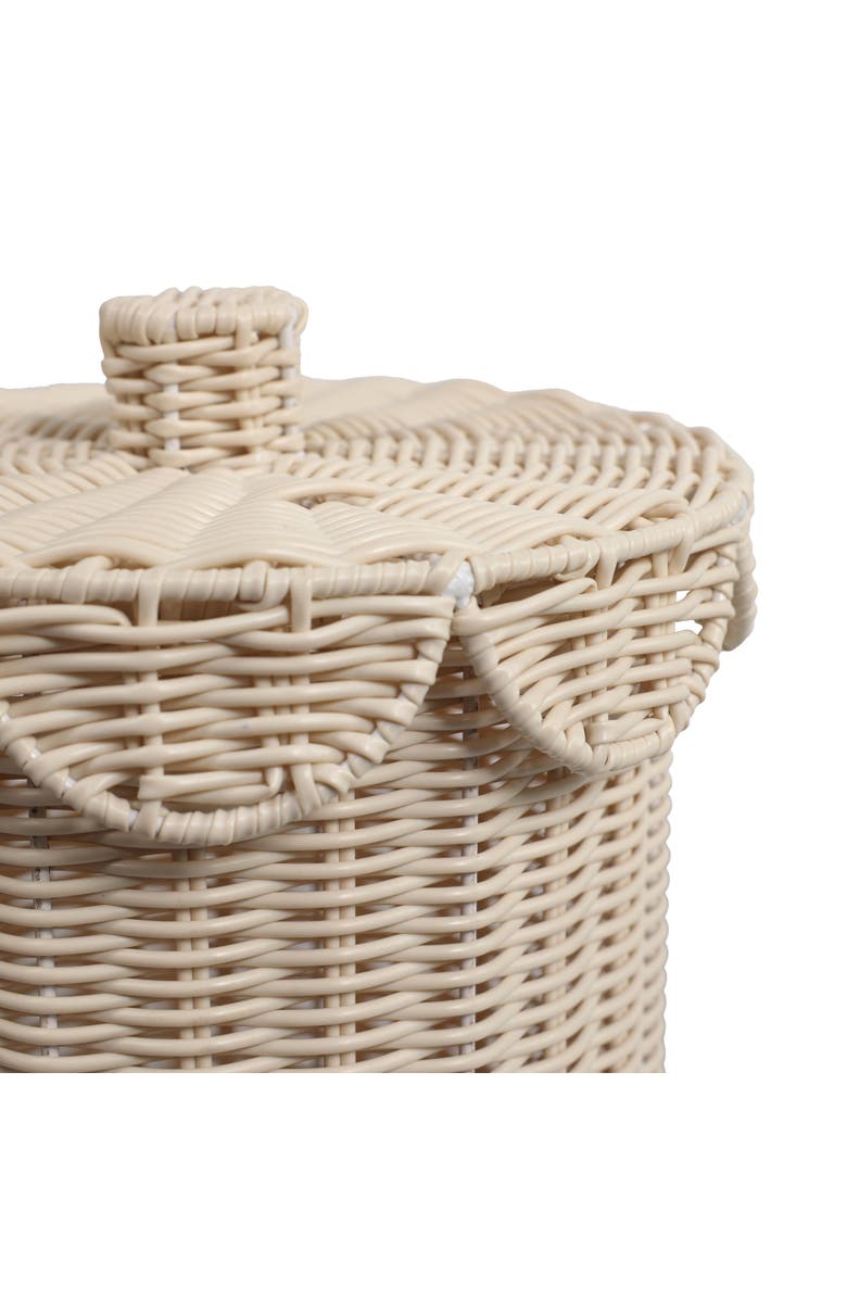 HAPPIMESS Fern Resin 2.9-Gallon Cylinder Wicker Watebasket with Scalloped Lid, Alternate, color, White