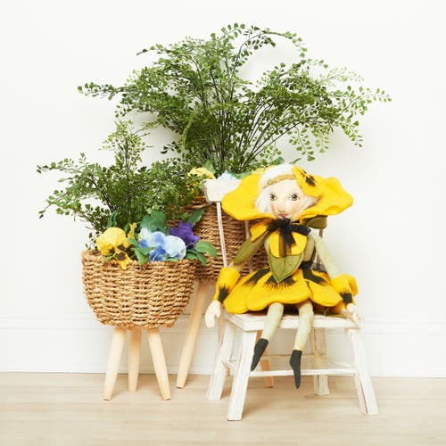 Gallerie Ii Paulina Pansy Figurine In Multi