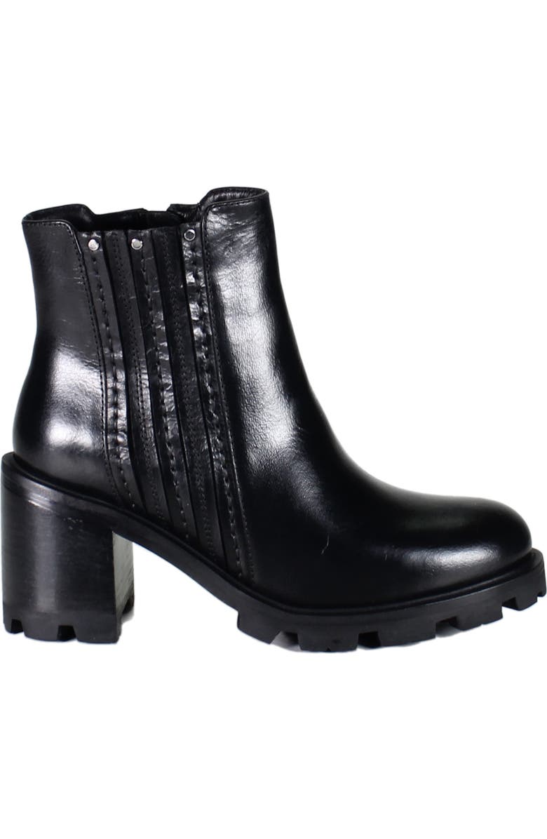 Diba True SPICE BERRY Lug Sole Chelsea Boot, Alternate, color, Black