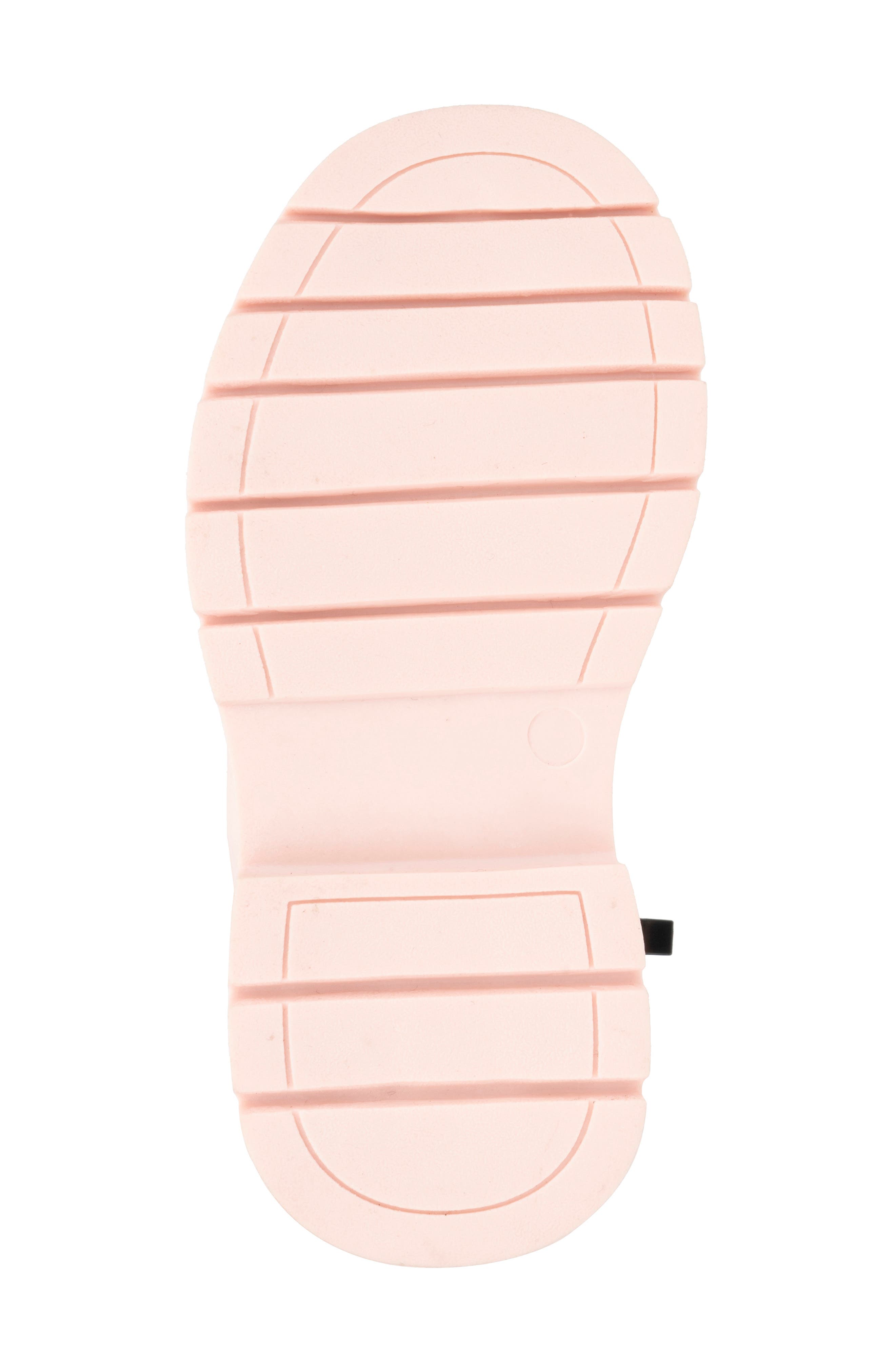 OLIVIA MILLER Chelsea Boot, Alternate, color, Black