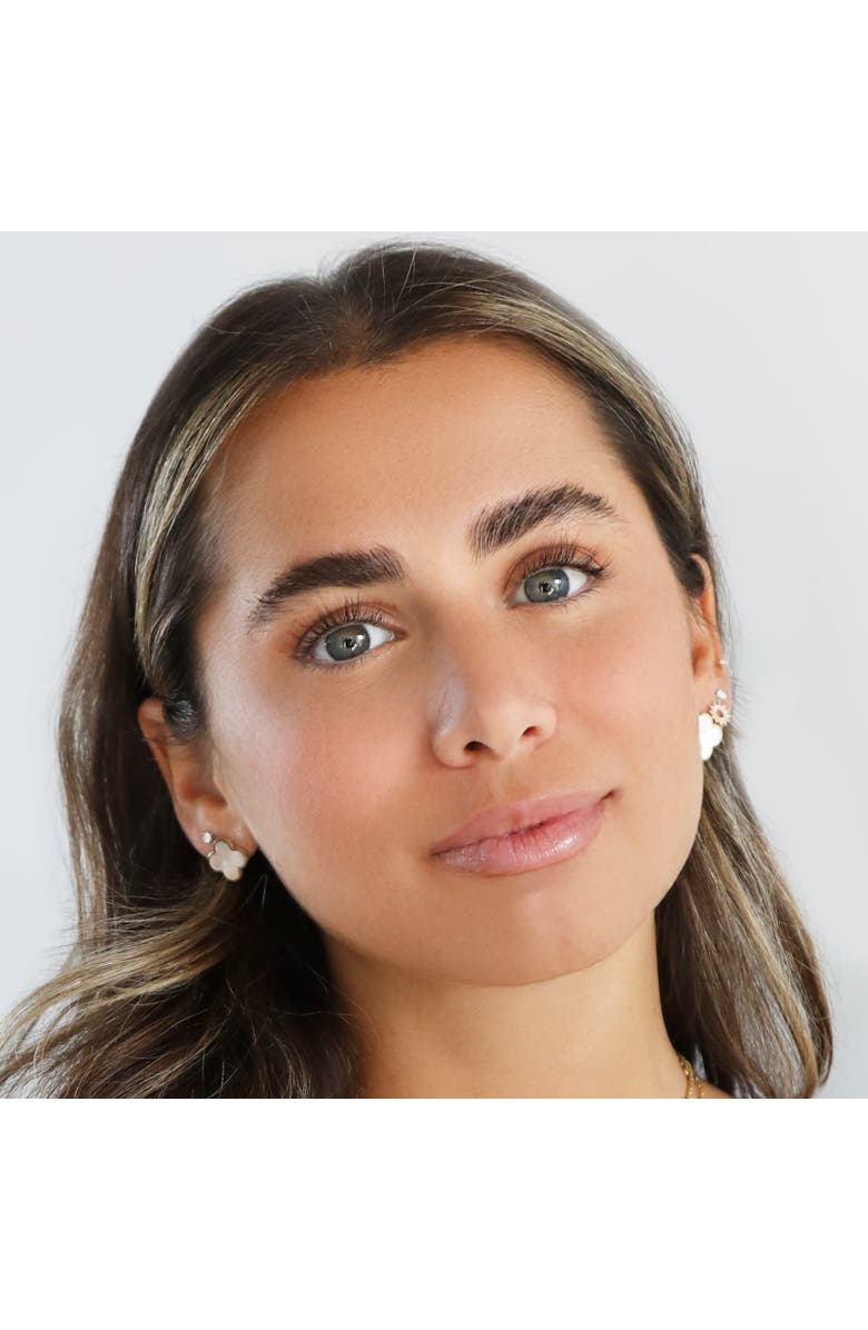 The Lovery Fine Jewelry Large Mother of Pearl Clover Stud Earrings, Alternate, color, Mother Of Pearl