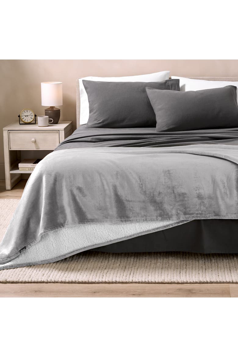 Reversible Plush Fleece Throw Blanket, Alternate, color, Light Grey