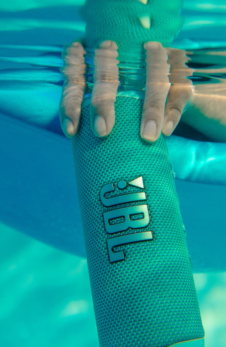 JBL Flip 6 Waterproof Bluetooth<sup>®</sup> Speaker, Alternate, color,