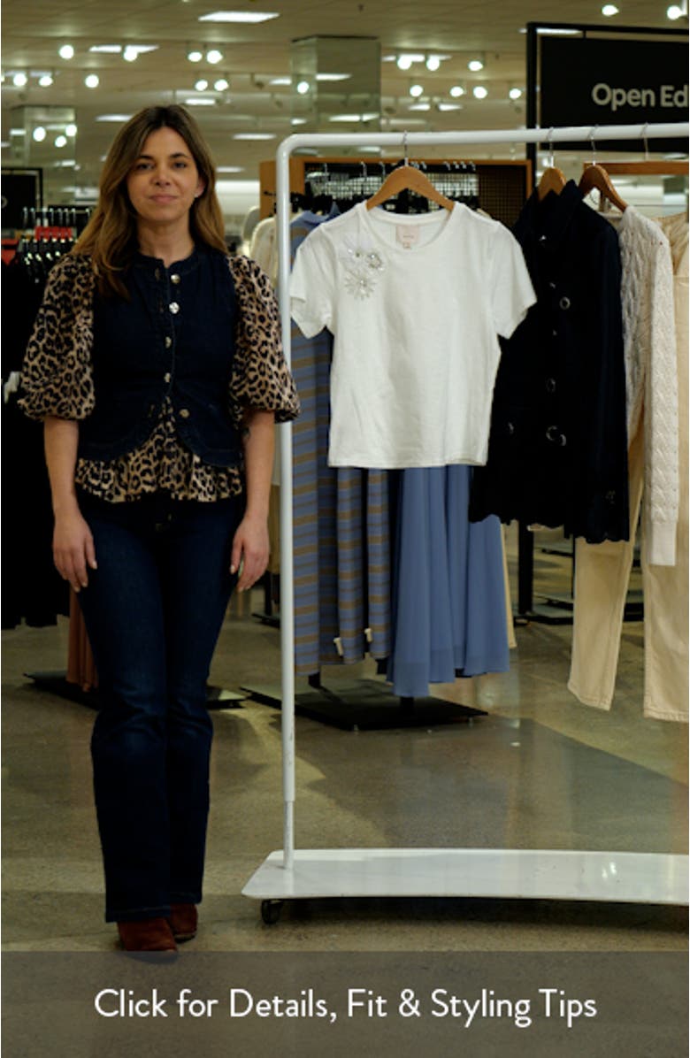 Crunchy Flower Appliqué Shrunken Cotton T-Shirt, sales video thumbnail