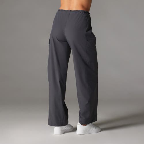 Tavi Warm Up Pant In Gray